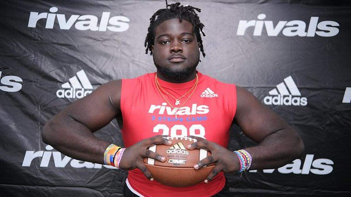 In-state standout Octavious Oxendine commits to Kentucky over Tennessee