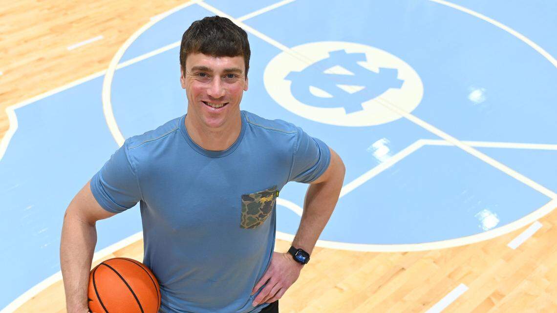 Tyler Hansbrough apologizes to Kentucky basketball fans. (But he still gets in some digs.)