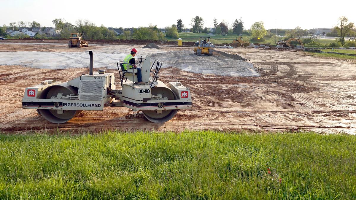 Site preparation continued in 2018 for a new Houchens Industries Crossroads IGA grocery store on Leestown Road between Citation Boulevard and Robinson Way. This will be the first store in a new development call Citation Village.