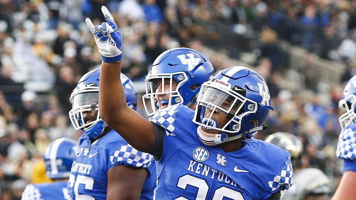 Kentucky’s Benny Snell Jr. returns to the team this fall as the Cats aim for their third consecutive bowl appearance.