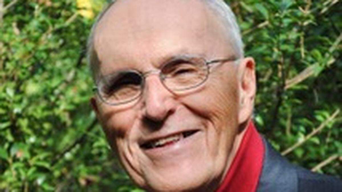 William Robert Neikirk, a pioneering journalist in the field of economics reporting, died on the afternoon of Aug. 27.