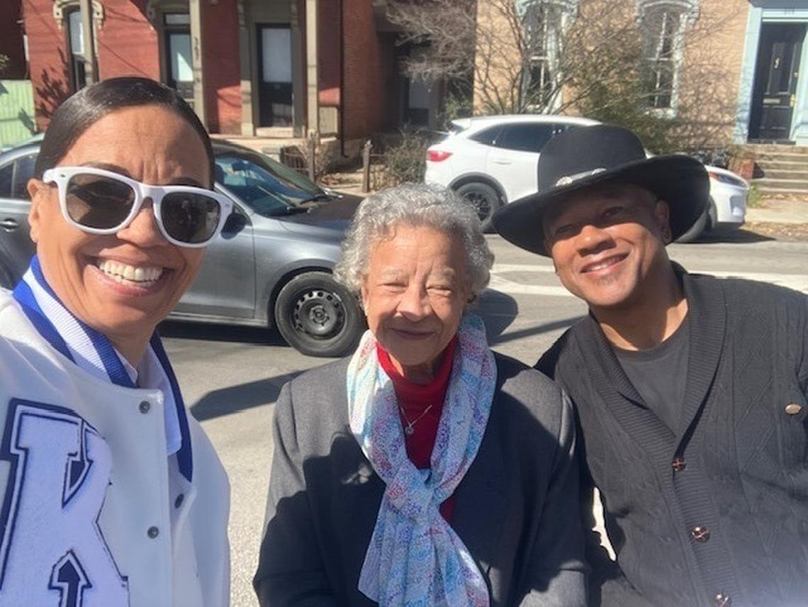 UK basketball star Valerie Still with Lexington historian Yvonne Giles and former Kentucky Poet Laureate Frank X Walker.