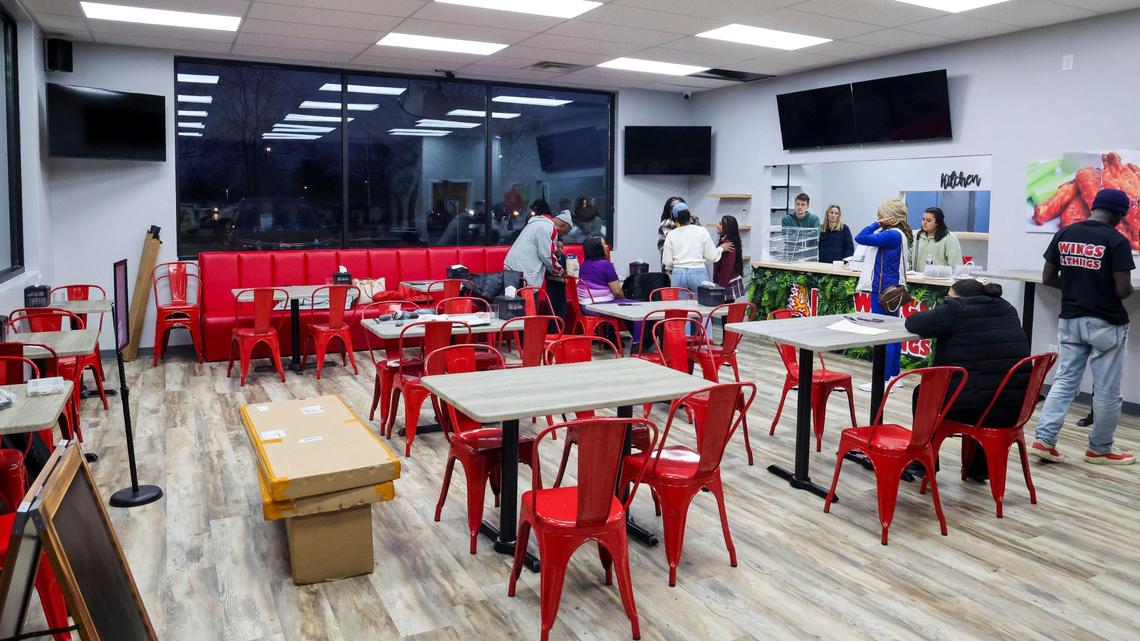 AJ’s Wings & Things, a new chicken wing and Southern soul food restaurant, is opening Feb. 22 in the Gardenside neighborhood, which is located in southwestern Lexington along Alexandria Drive.