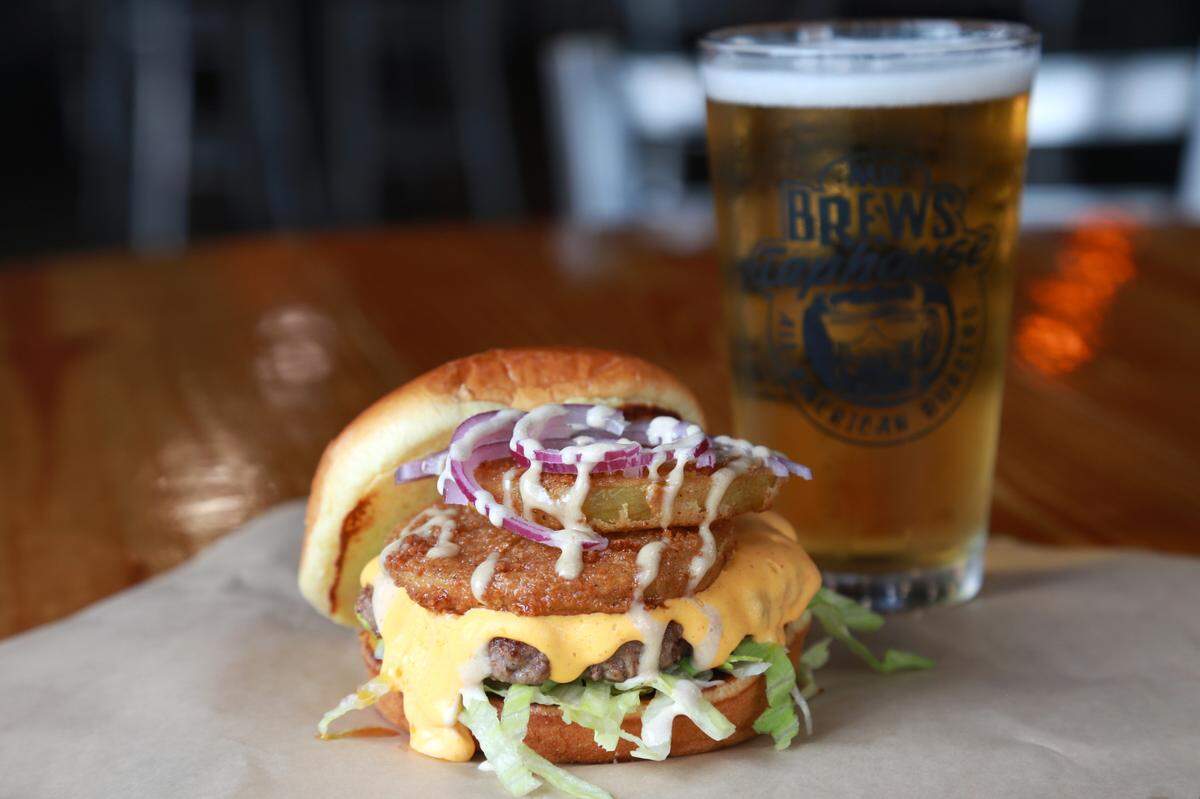 Mr. Brews Taphouse will offer the Brewtucky Burger, a Hereford beef patty smothered in homemade Kentucky-style beer cheese, topped with Grippos-crusted fried green tomato, shredded lettuce and shaved red onions, drizzled with aioli.