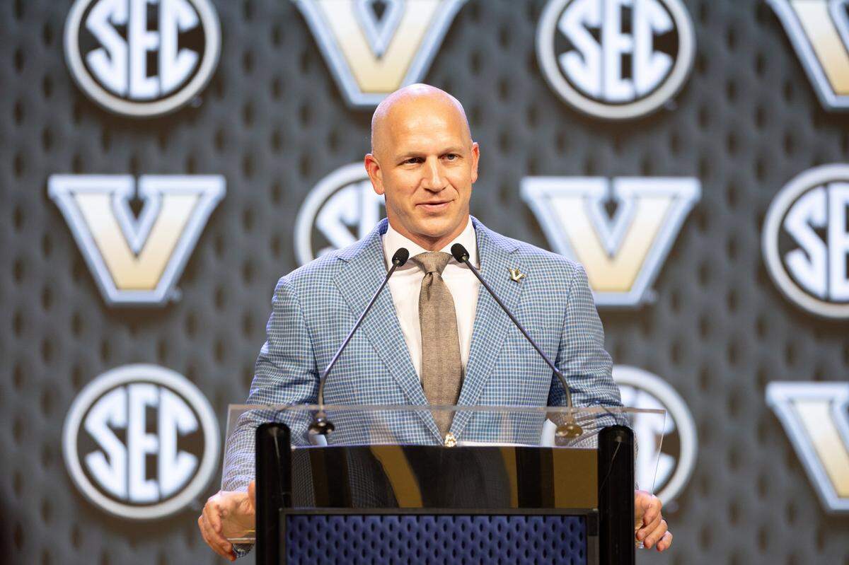 Vanderbilt coach Clark Lea is 9-27 entering his fourth season.
