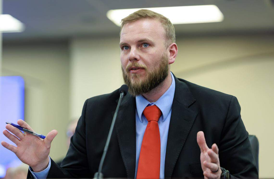 Rep. Steven Doan, R-Erlanger, presenting HB 276 before the House Local Government Committee. Doan also has filed an unrelated bill making Kentucky Bar Association membership voluntary. 