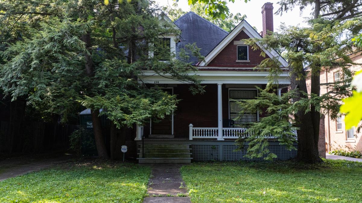 One of two homes owned by Lexington’s director of historic preservation, Bettie Kerr, on South Ashland Avenue which had been repeatedly cited by code enforcement for several issues. July 22, 2021.