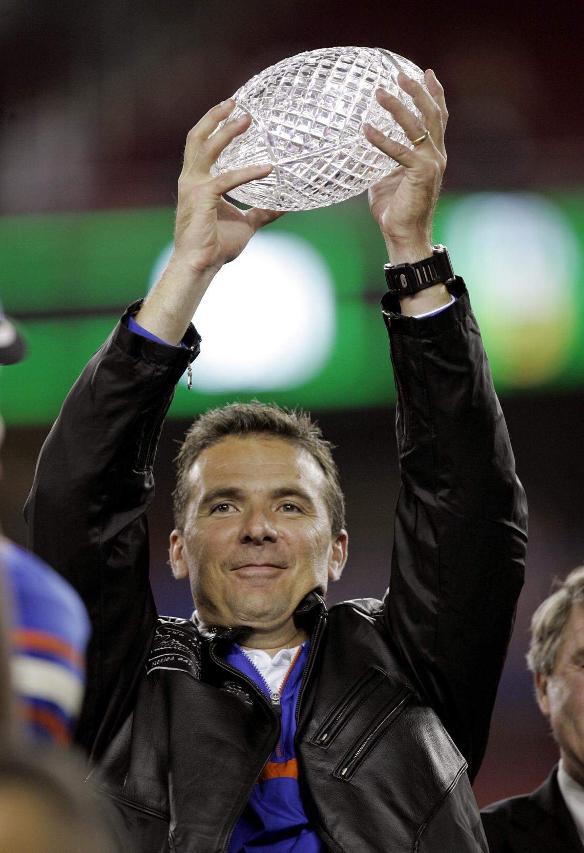 Florida Meyer Resigns Football