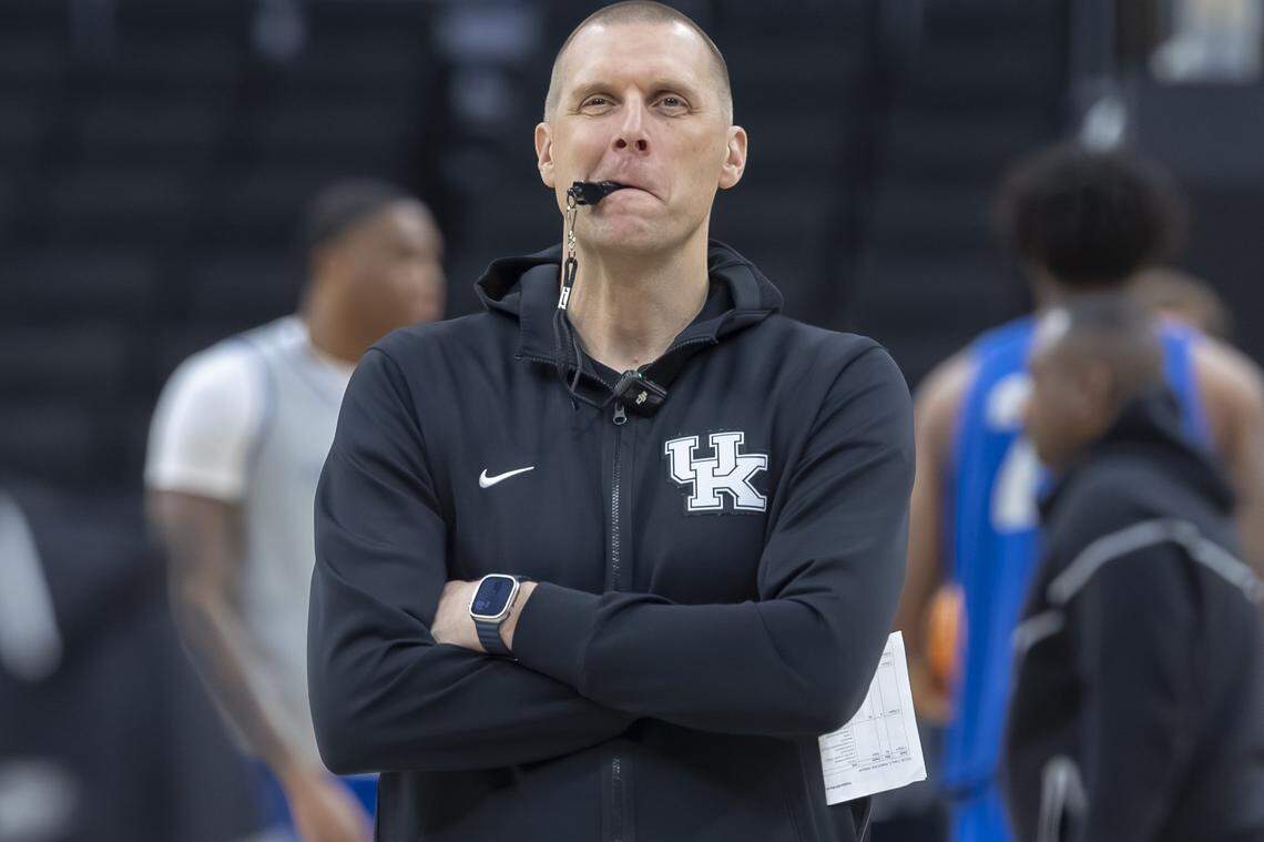 Mark Pope has approached Kentucky’s summer practice sessions a little differently this year.