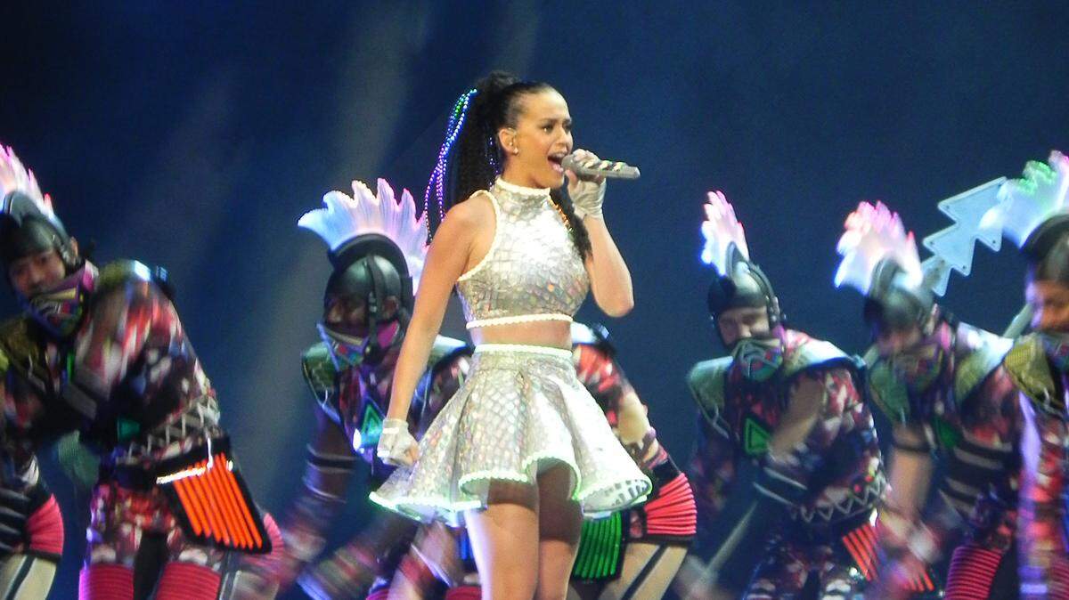 Katy Perry at the KFC Yum Center, Louisville, Ky.