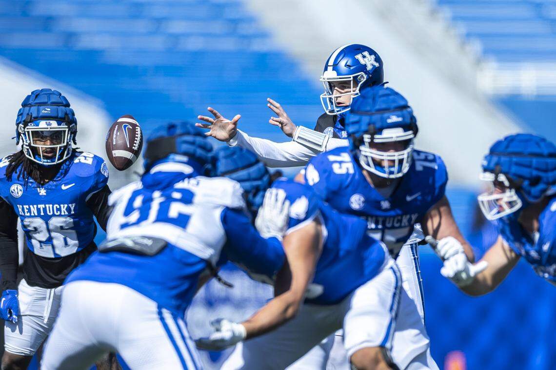 Kentucky quarterback Zach Calzada takes a snap during the team’s Spring Showcase at Kroger Field on Saturday.