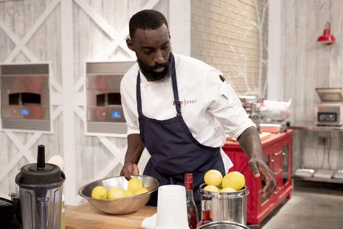 Chef Eric Adjepong, my choice for a sleeper contestant, got his first solo win by shucking a boatload of oysters for his dish inspired by the cocktail, “12-Mile Limit.”
