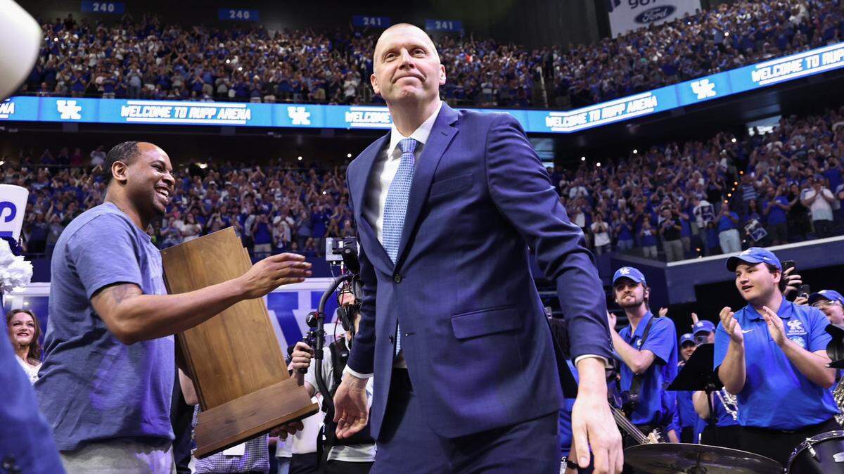 Mark Pope’s debut was something else. ‘It felt like the best days of Kentucky basketball.’