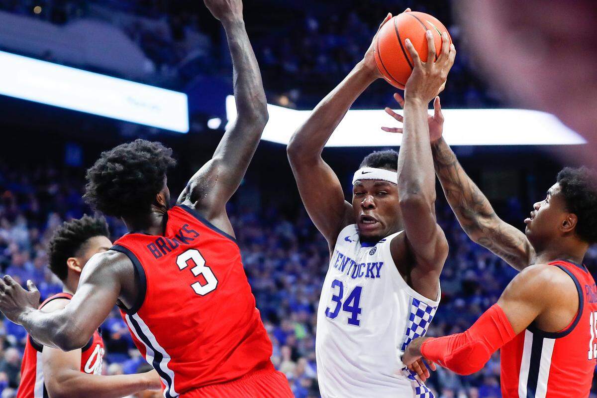 Oscar Tshiebwe’s ability as a rebounder could translate to becoming a specialty for him in the NBA.