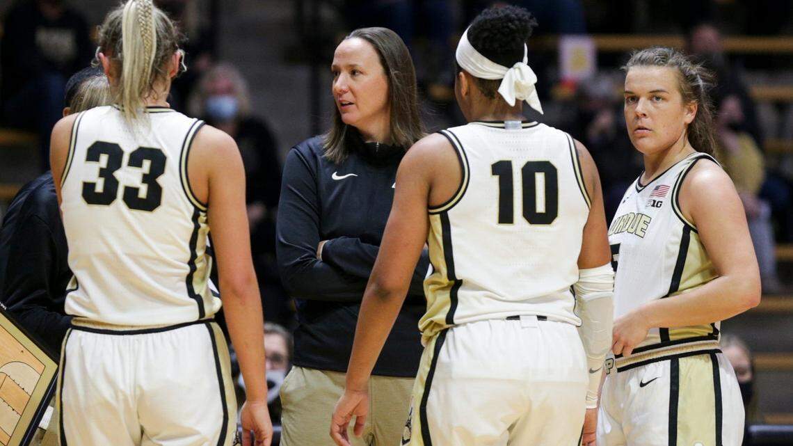 Katie Gearlds is entering her fourth season as head coach of the Purdue Boilermakers, who will host Kentucky for a game on Dec. 14 this year.