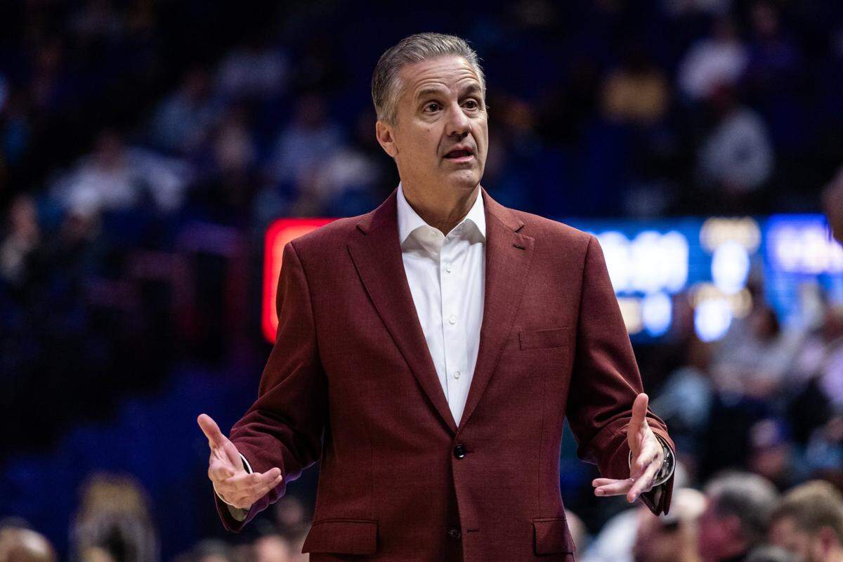 John Calipari is 2-4 all-time against Kentucky. On Saturday night, he’ll be coaching against the Wildcats in Rupp Arena for the first time since Dec. 4, 1991, when UK beat his UMass team 90-69.