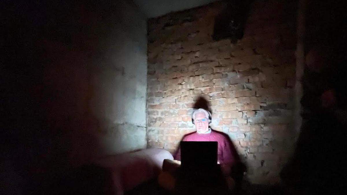 NPR’s Frank Langfitt, former reporter for the Herald-Leader, wrote for a segment of “All Things Considered” from a bomb shelter in Central Ukraine on February 25, 2022. Credit: Photo by Ian Stewart
