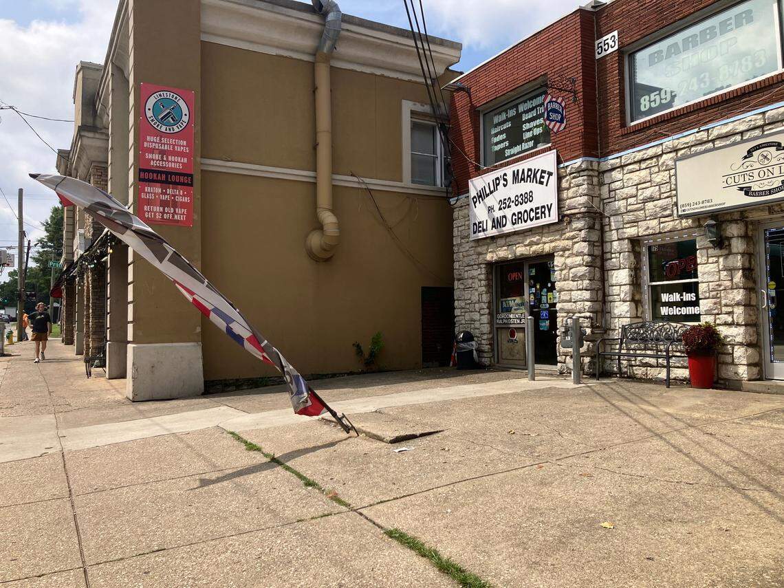 Subtext, a St. Louis-based developer, wants to tear down multiple buildings along South Limestone, Prall and Montmullin streets to build a 7-story student housing complex near UK’s campus.