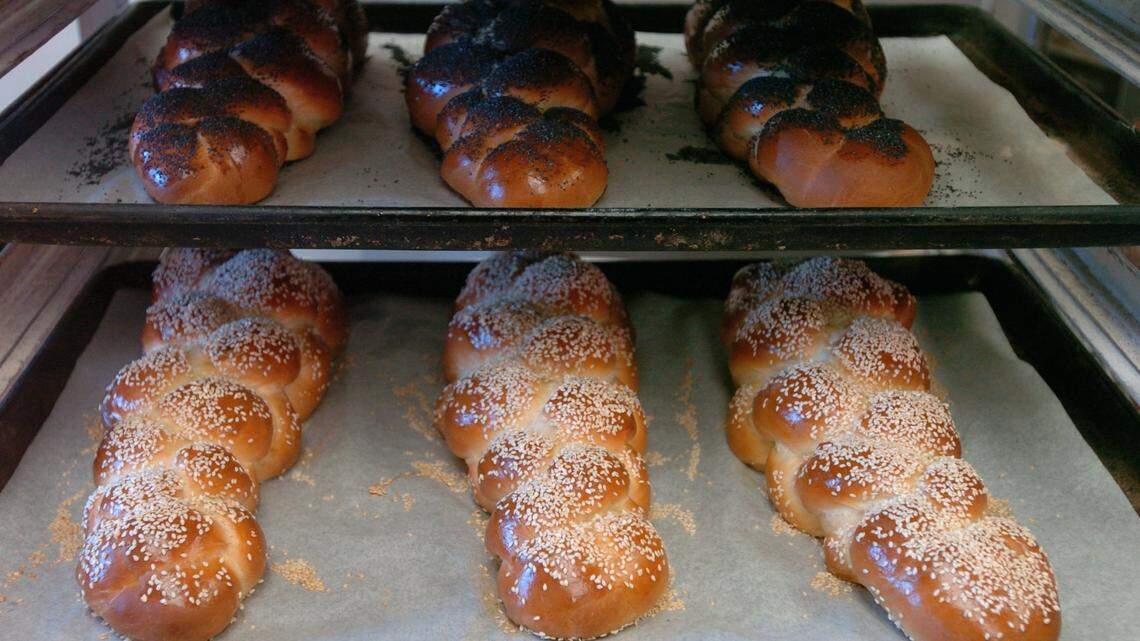 Sale of popular Lexington bakery falls through. Will it reopen?
