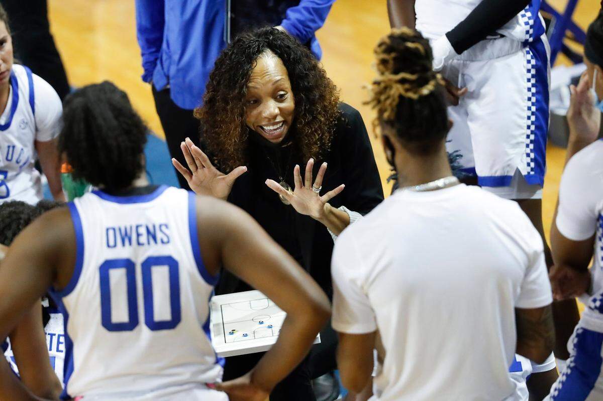 Coach Kyra Elzy and the Wildcats (6-0) return to action Wednesday when they play their second road game of the 2020-21 season in Chicago against DePaul.