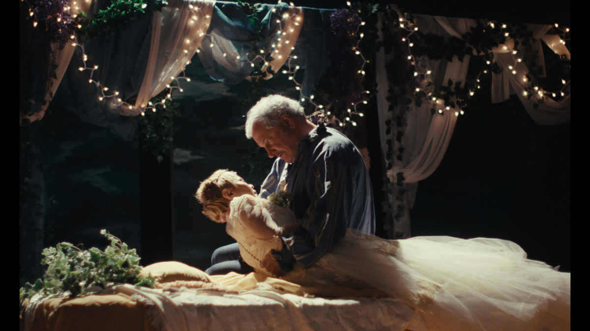 Keith Kupferer in Kelly O’Sullivan and Alex Thompson’s “Ghostlight.” Thompson, who grew up in Lexington, directed the movie with O’Sullivan. They’ll be at the Kentucky Theatre July 9 for a Q&A.