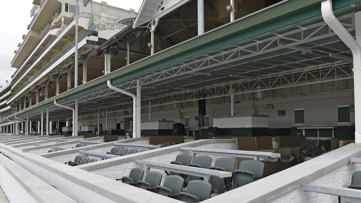 Kentucky Derby Owners Suites Horse racing