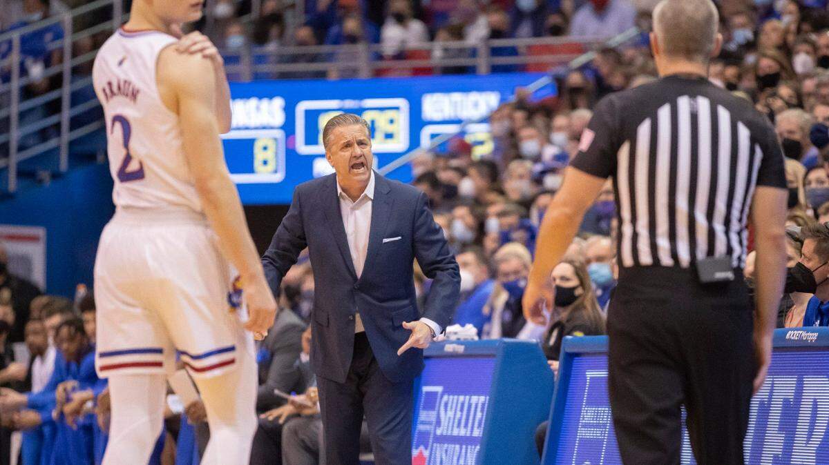 Kentucky won big at Kansas. So why did the NCAA selection committee rank KU ahead of UK?