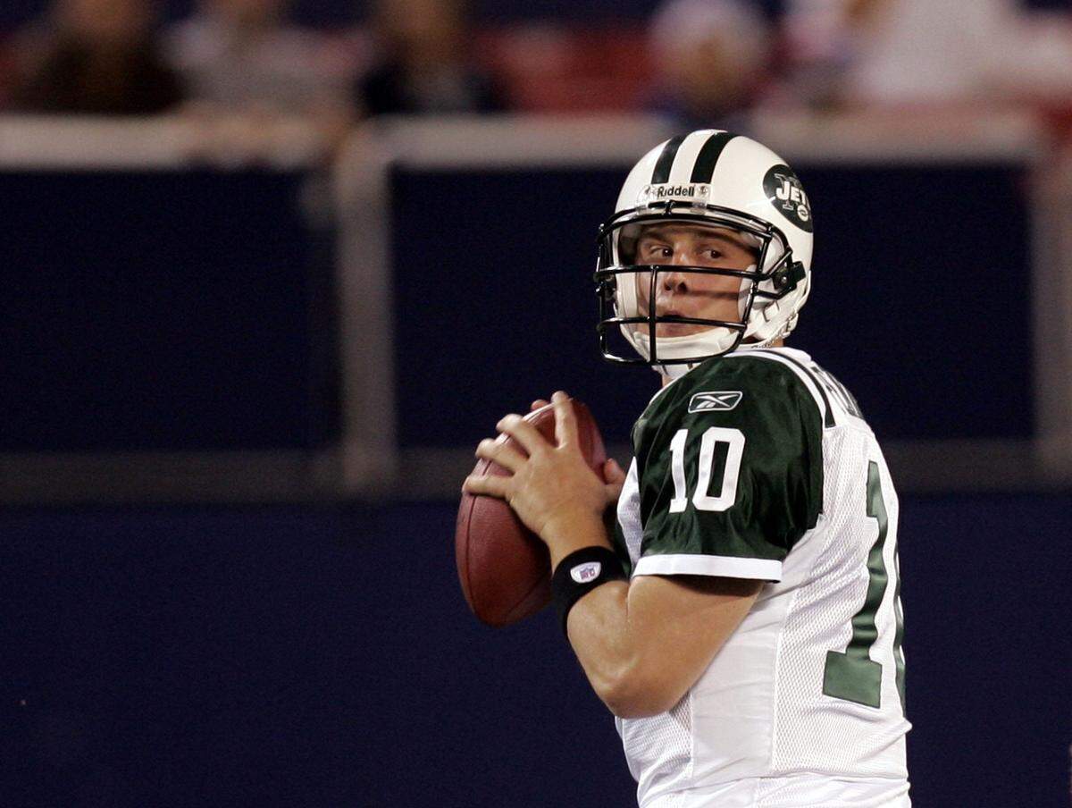 Chad Pennington had an 11-year NFL career after rising to fame at Marshall University and getting drafted by the New York Jets in 2000.