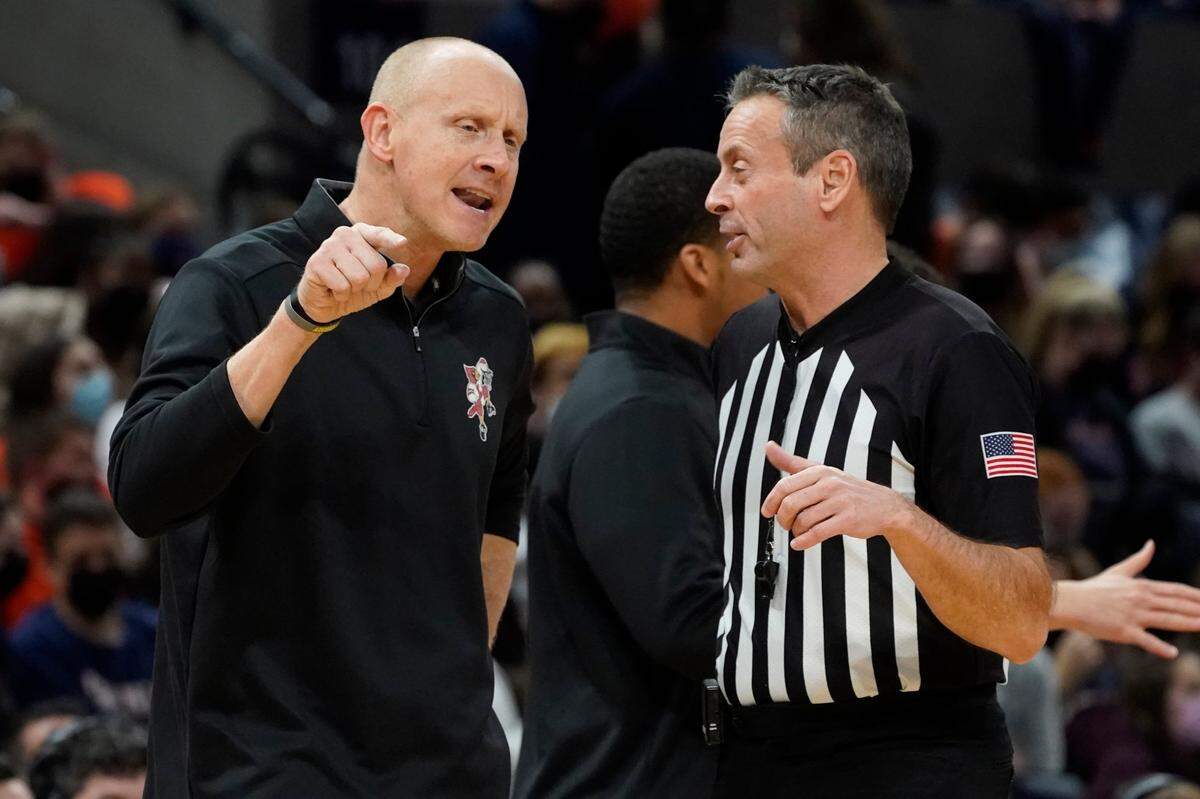 Chris Mack is 68-37 in four seasons as head coach of the Cardinals