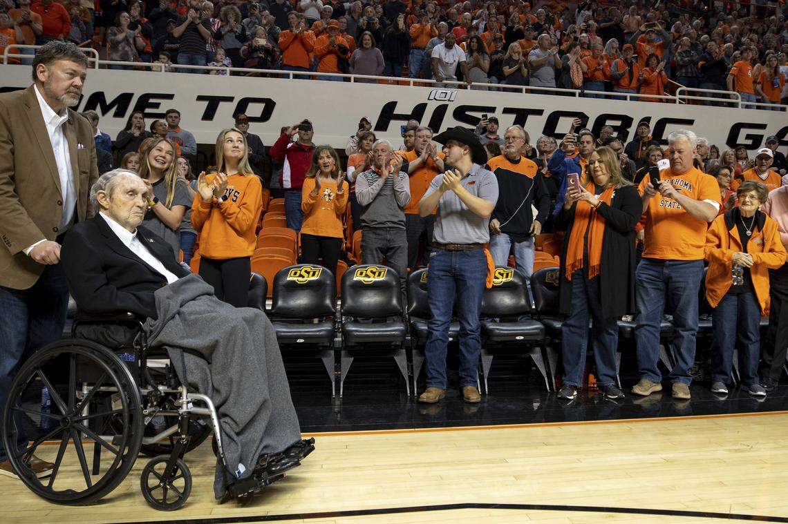 Eddie Sutton was honored with the 1995 Oklahoma State Final Four team during a game in Stillwater, Okla., in February.
