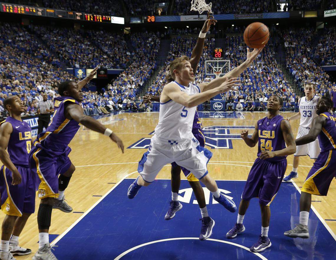 Jarrod Polson (5) went in for a layup against LSU on Jan. 26, 2013. The former West Jessamine High School star graduated from Kentucky in 2014.