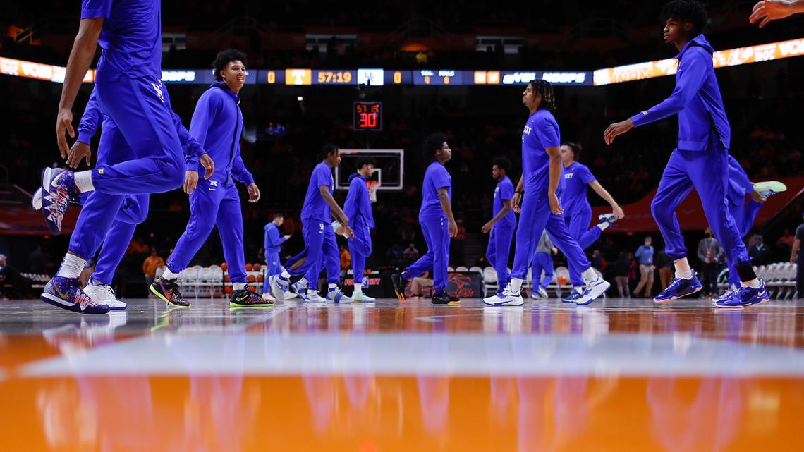 Technical fouls issued in Kentucky-Tennessee basketball game after skirmish on UK bench