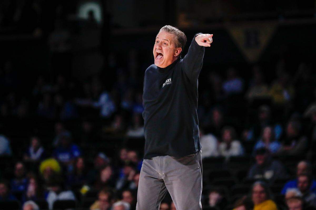 Kentucky head coach John Calipari calls to his players during Tuesday’s game against Vanderbilt at Memorial Gymnasium in Nashville.