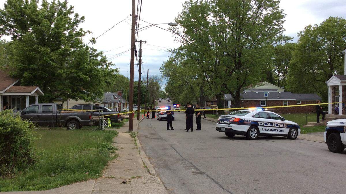 Lexington police investigated a shooting on Florence Avenue Saturday night.