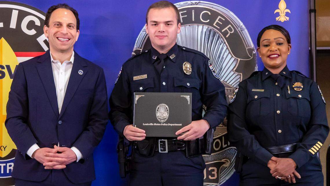 Louisville Metro Police Foundation raises money for wounded officer in critical condition