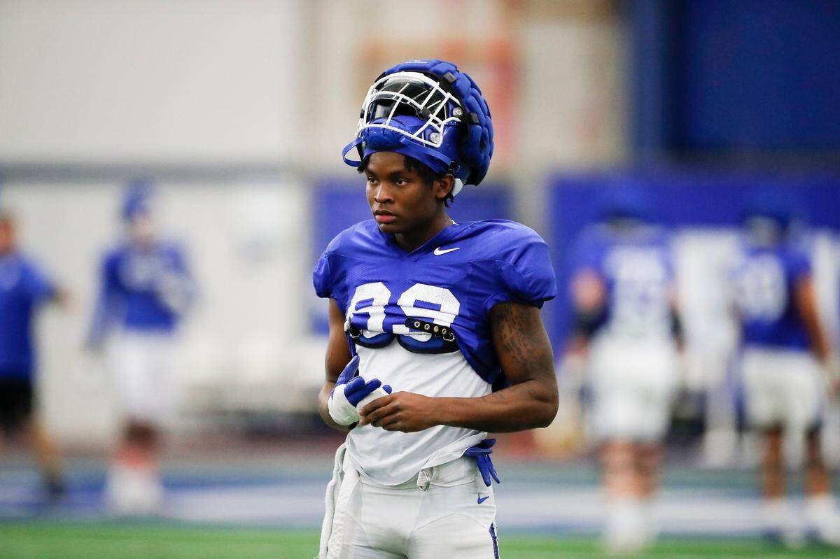 Kentucky receiver Chris Lewis (89) was a four-star prospect in the 2021 recruiting class. He played in four games last season and is expected to be a bigger contributor in 2022.