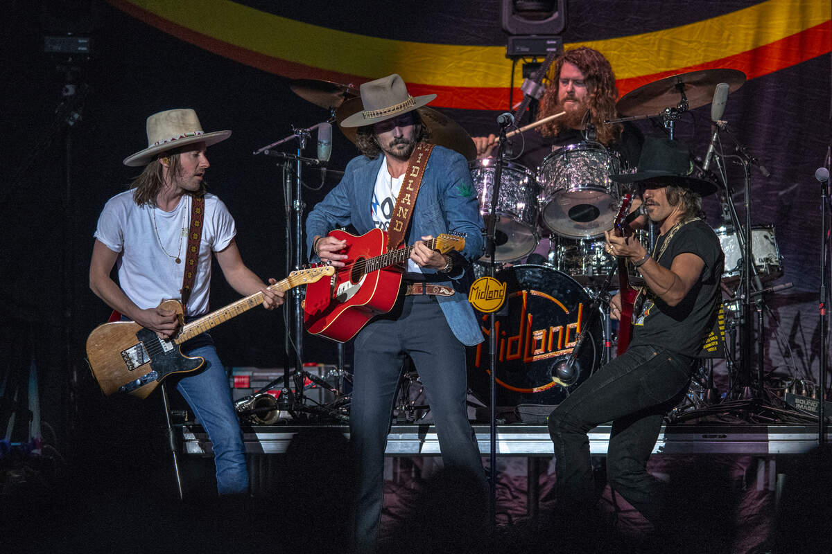 Midland opened for Thomas Rhett at Rupp arena Thursday night, Oct. 4, 2018.