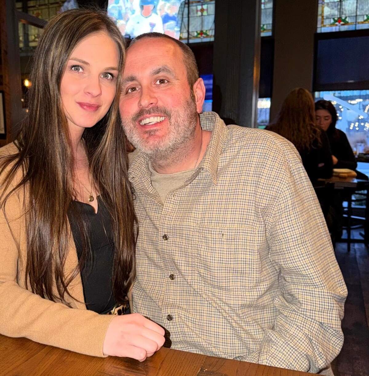 Franchisees John and Whitney Bowling say they plan to open several new Mellow Mushroom locations in Kentucky including Lexington, Richmond and London. “Mellow Mushroom business model stood out as a great investment for our family,” the couple said in an email.