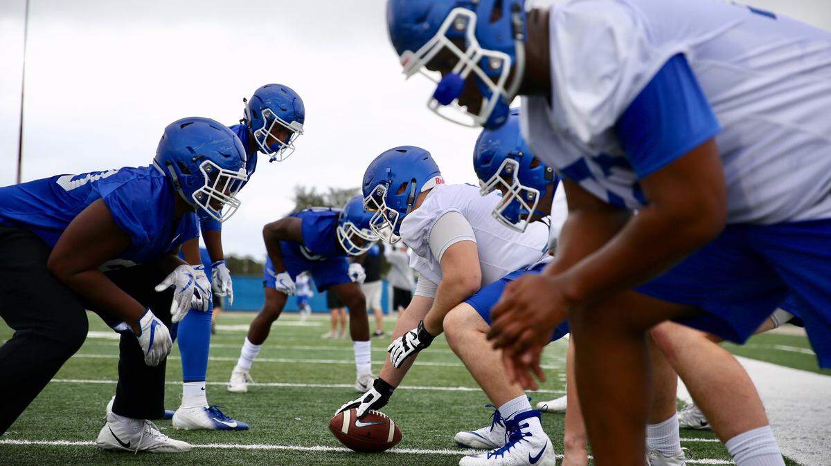 Special guests, including family of boy killed near stadium, are key part of Cats’ bowl trip