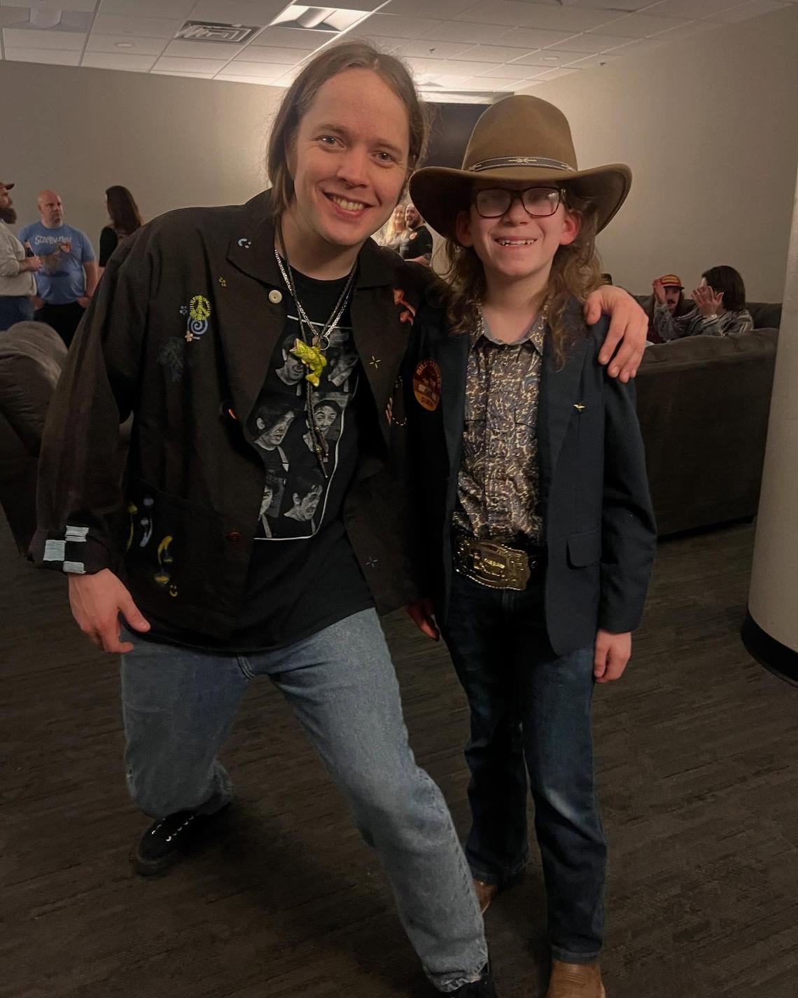 Myles Gee, right, with the bluegrass artist Billy Strings