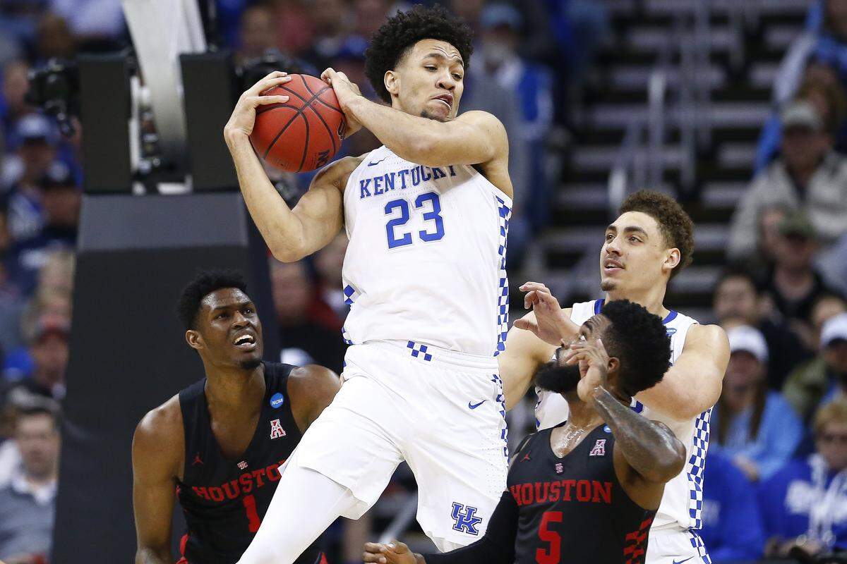 EJ Montgomery (23) averaged 15.1 minutes, 3.8 points and 4.1 rebounds as a freshman for Kentucky last season.