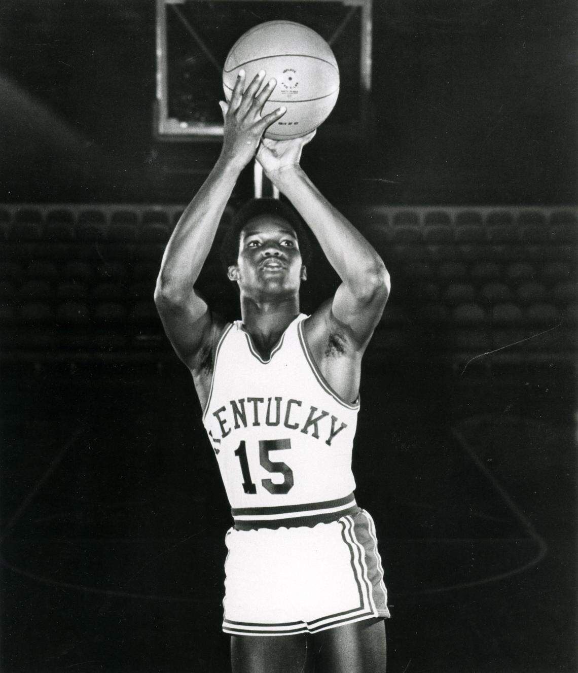 “Everybody loved Reggie,” said Kevin Grevey, who came to UK a year before Warford. “Reggie was just one of those kind of guys that people gravitated to. He was so friendly, kind, positive, happy all the time.”