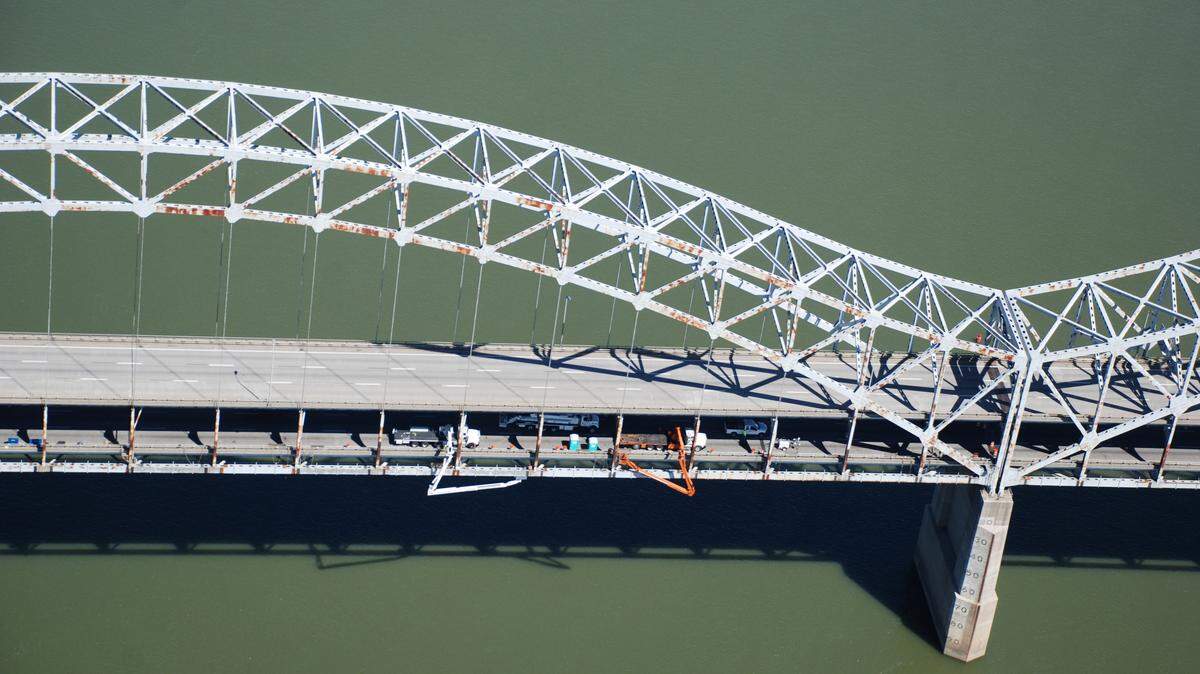 Sherman Minton Bridge in Louisville KY