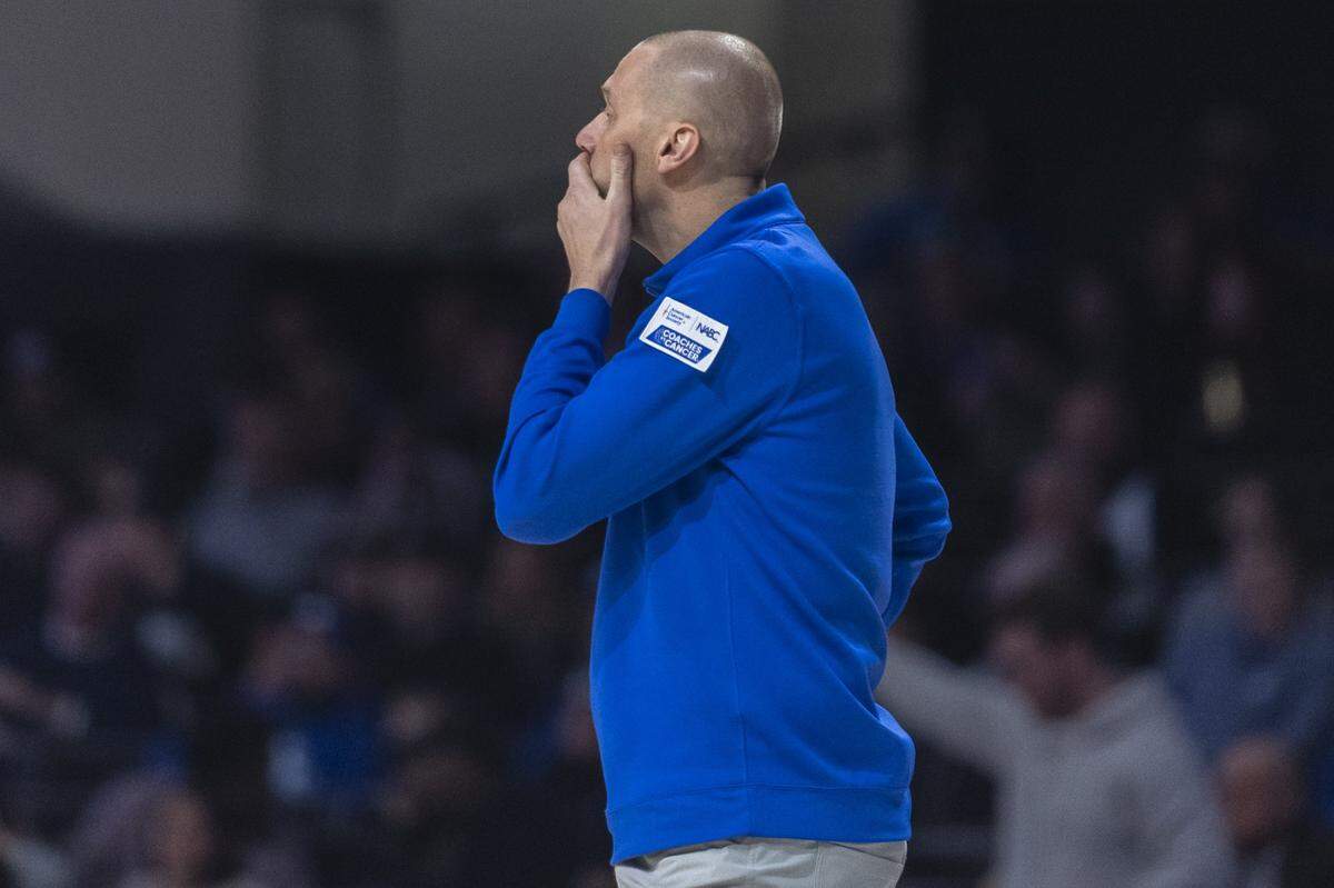 Kentucky basketball coach Mark Pope still doesn’t have a commitment from a class of 2026 recruit.