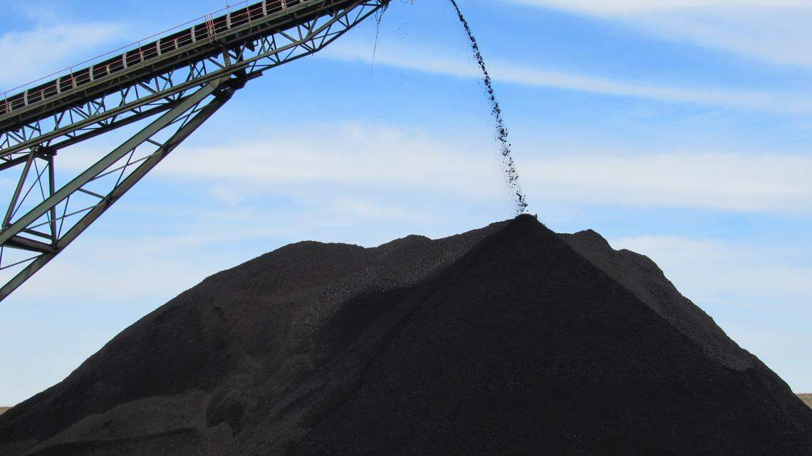 Coal produced at an underground mine in Muhlenberg County, Kentucky poured from the end of a conveyor onto a pile being used to load trucks that delivered the coal TVA’s Paradise power plant in December 2018.