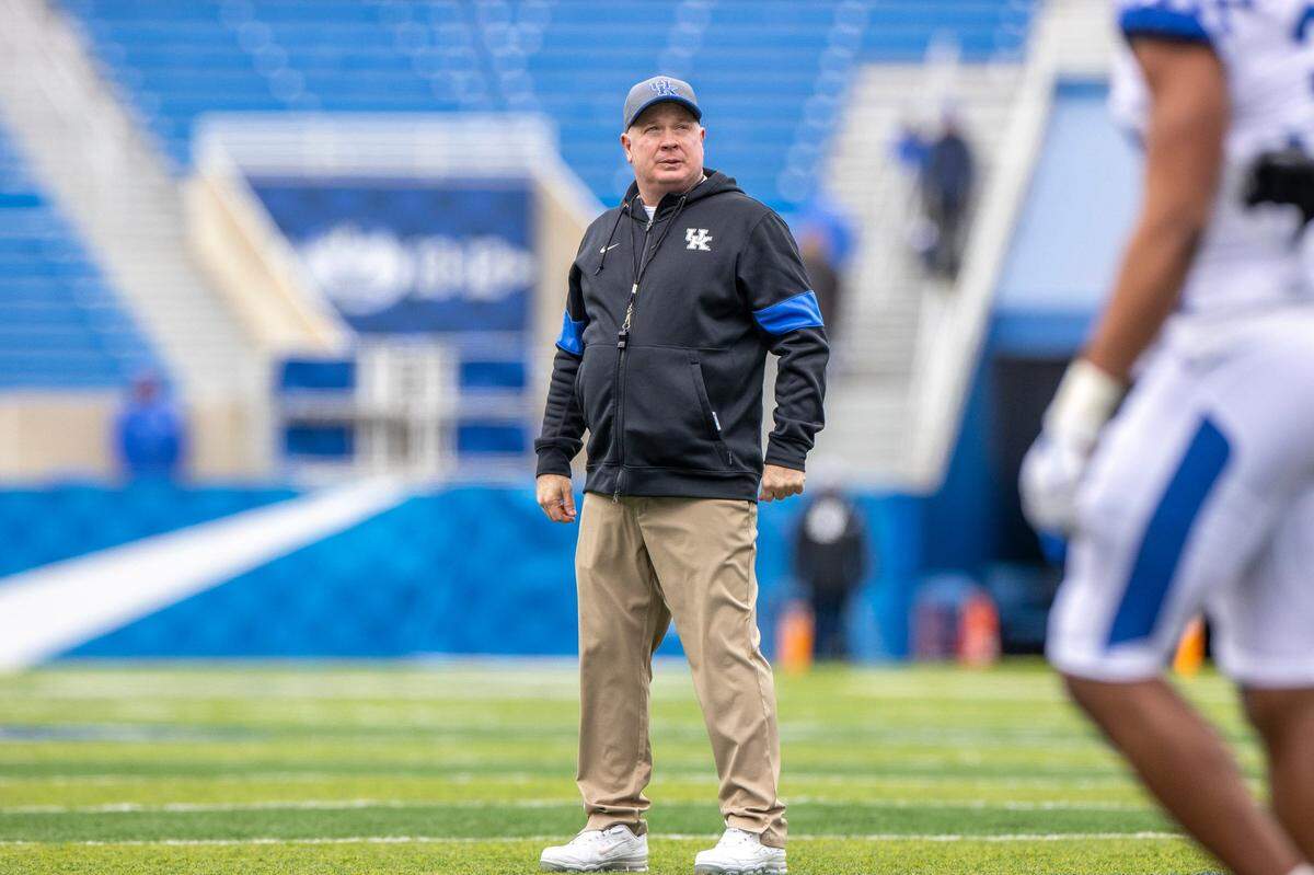 Defeating Miami (Ohio) in the 2022 season opener would give Mark Stoops his 60th win at Kentucky, matching Paul “Bear” Bryant’s UK record.