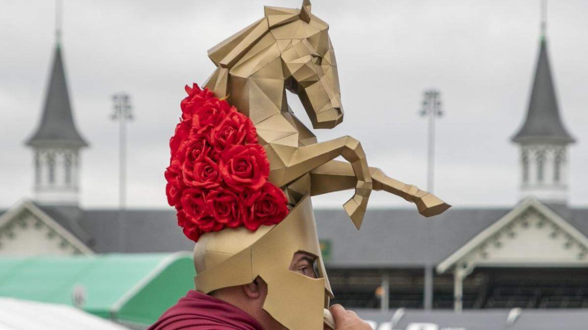 Live blog from the Kentucky Derby. Who will win the Run for the Roses?