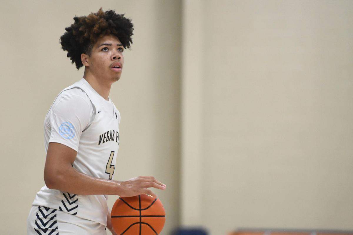 Vegas Elite's Tyran Stokes (4) look to the sidelines during the Vegas Elite and Boo Williams game on the third day of the Peach Jam at Riverview Park Activities Center on July 5, 2023 in North Augusta, S.C. Vegas Elite defeated Boo Williams 71-52.
