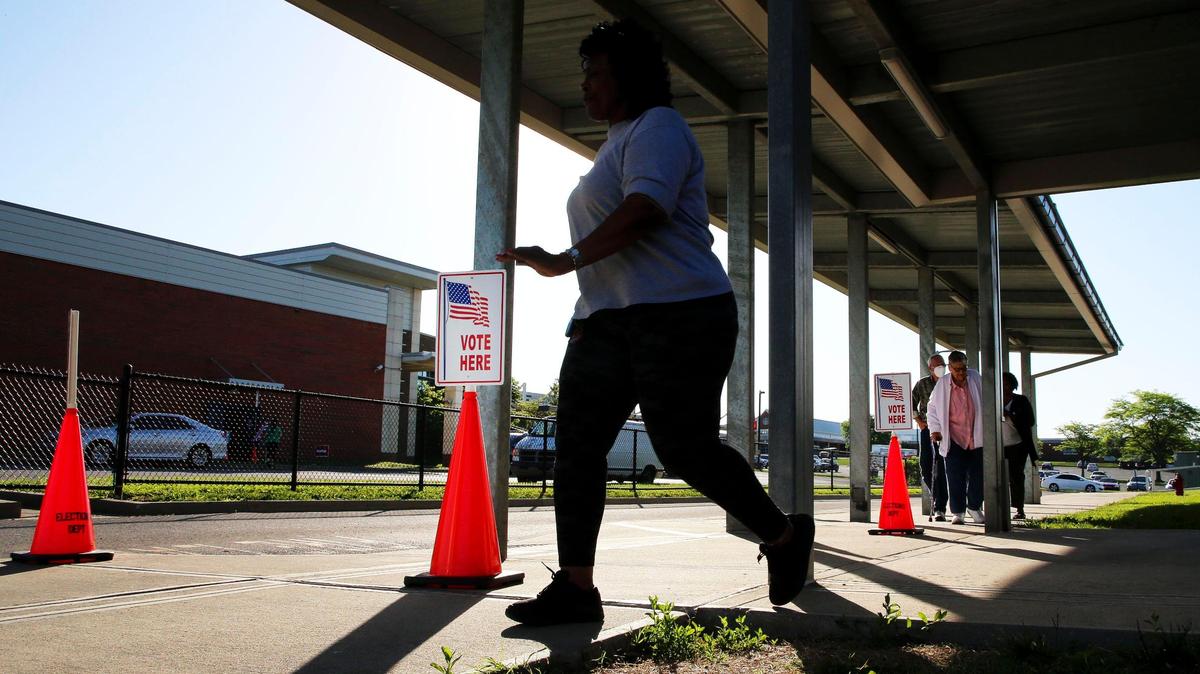 Voters cast their ballots during Kentucky’s Primary Election Day, Tuesday May 17, 2022 at the Fairway precinct in Lexington, Ky. Democrats and Republicans went to the polls to select candidates for the General Election in the fall.