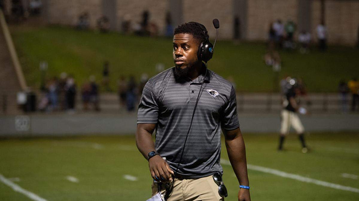 Former Kentucky Wildcats defensive back Mikie Benton (2008 through 2012) will be back at Kroger Field on Friday after coaching his high school alma mater, Russellville, to the Class A state championship game against Pikeville.